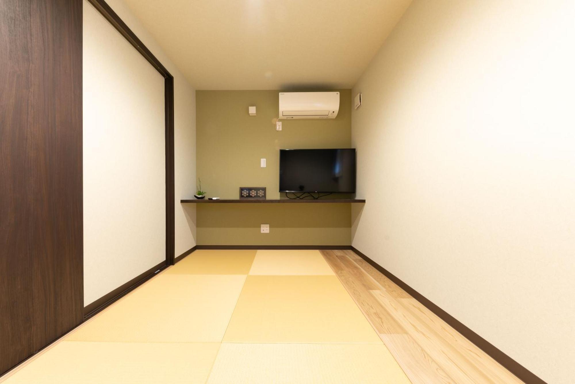 Apartamento スタジオーネ 箱根強羅 West - Stagione Hakone Gora West Habitación foto